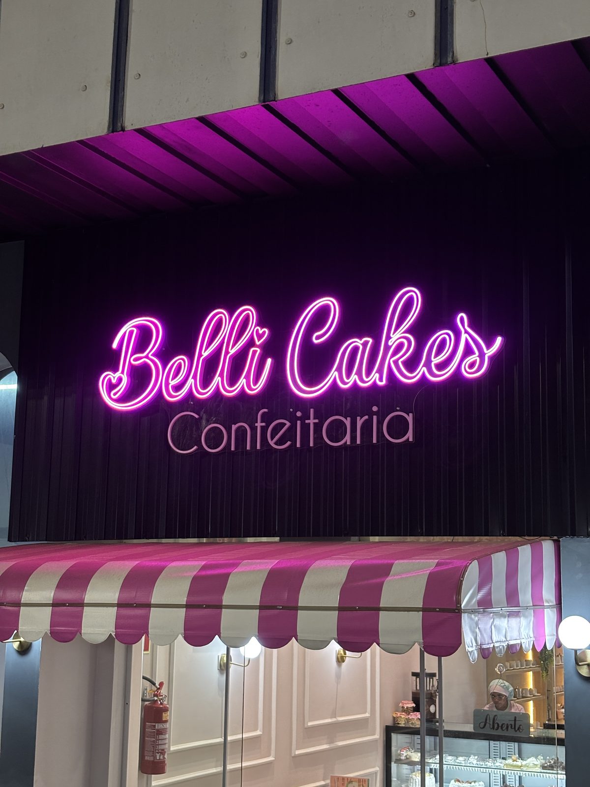 Belli Cakes - Luminoso